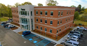 Front entrance of Lexington Medical Park 2