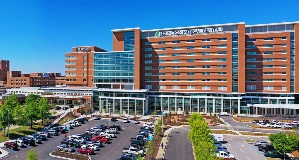 Front entrance of Lexington Medical Center