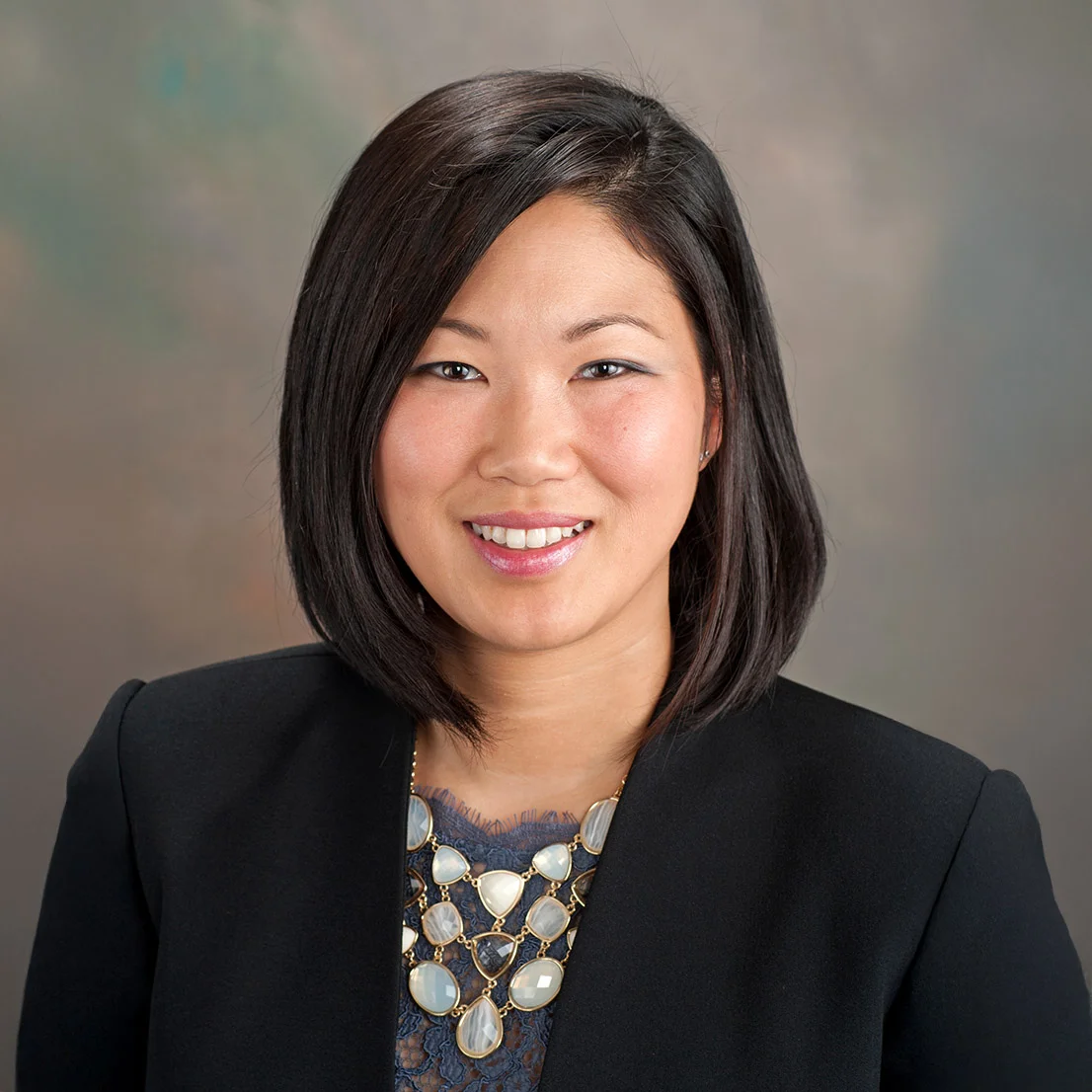 Carol Choe headshot.