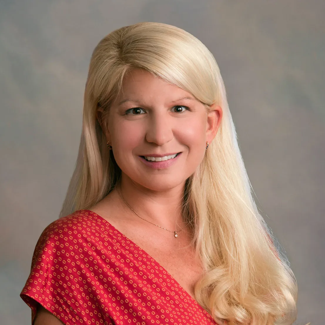 Amy Epps headshot.