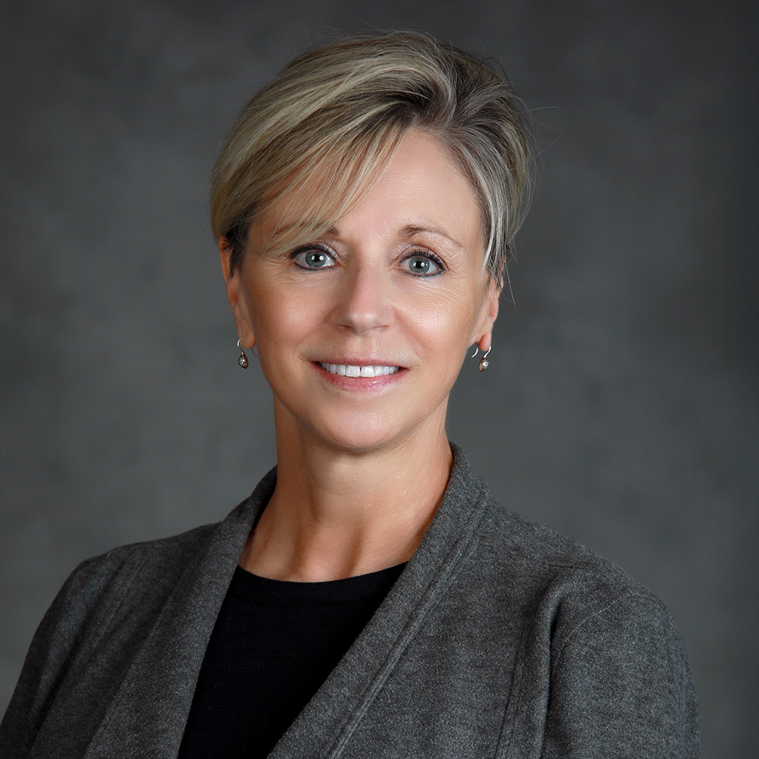 Headshot of Wendy L. Miller