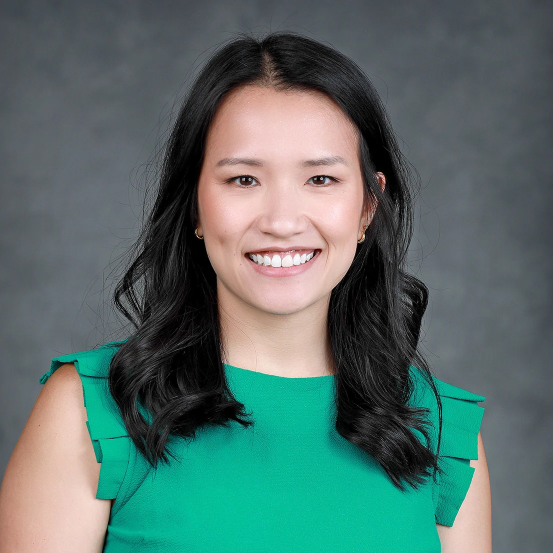 Lan Tran headshot.